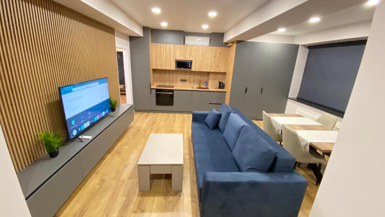 Diplomat The Best Ultra Central Apartaments Chişinău Eksteriør billede