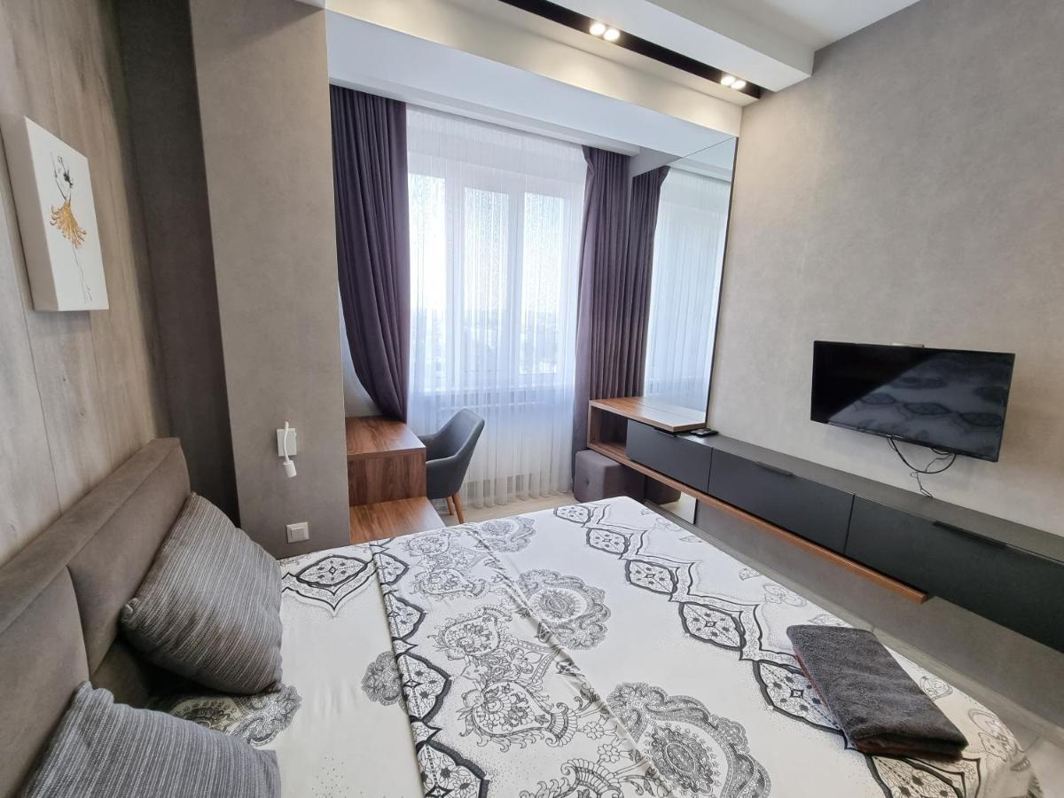 Diplomat The Best Ultra Central Apartaments Chişinău Eksteriør billede
