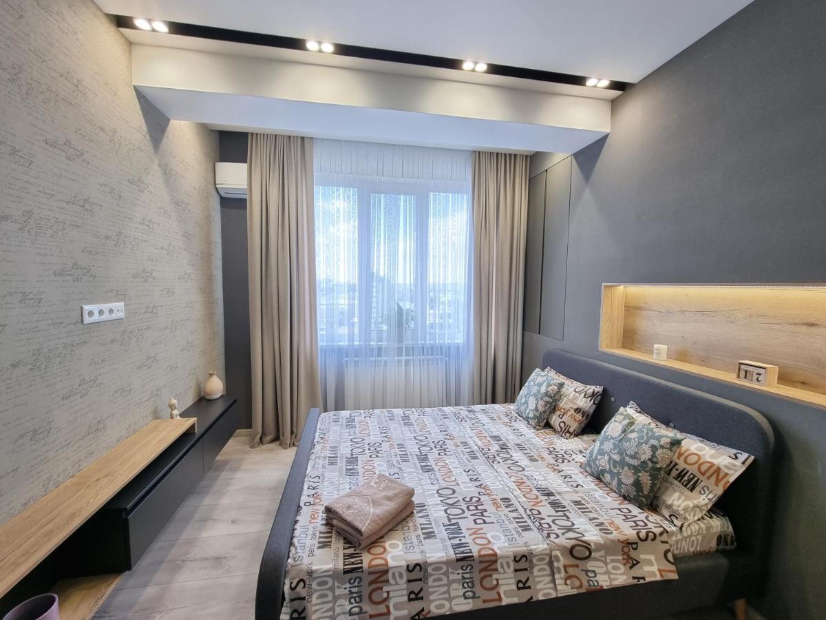 Diplomat The Best Ultra Central Apartaments Chişinău Eksteriør billede