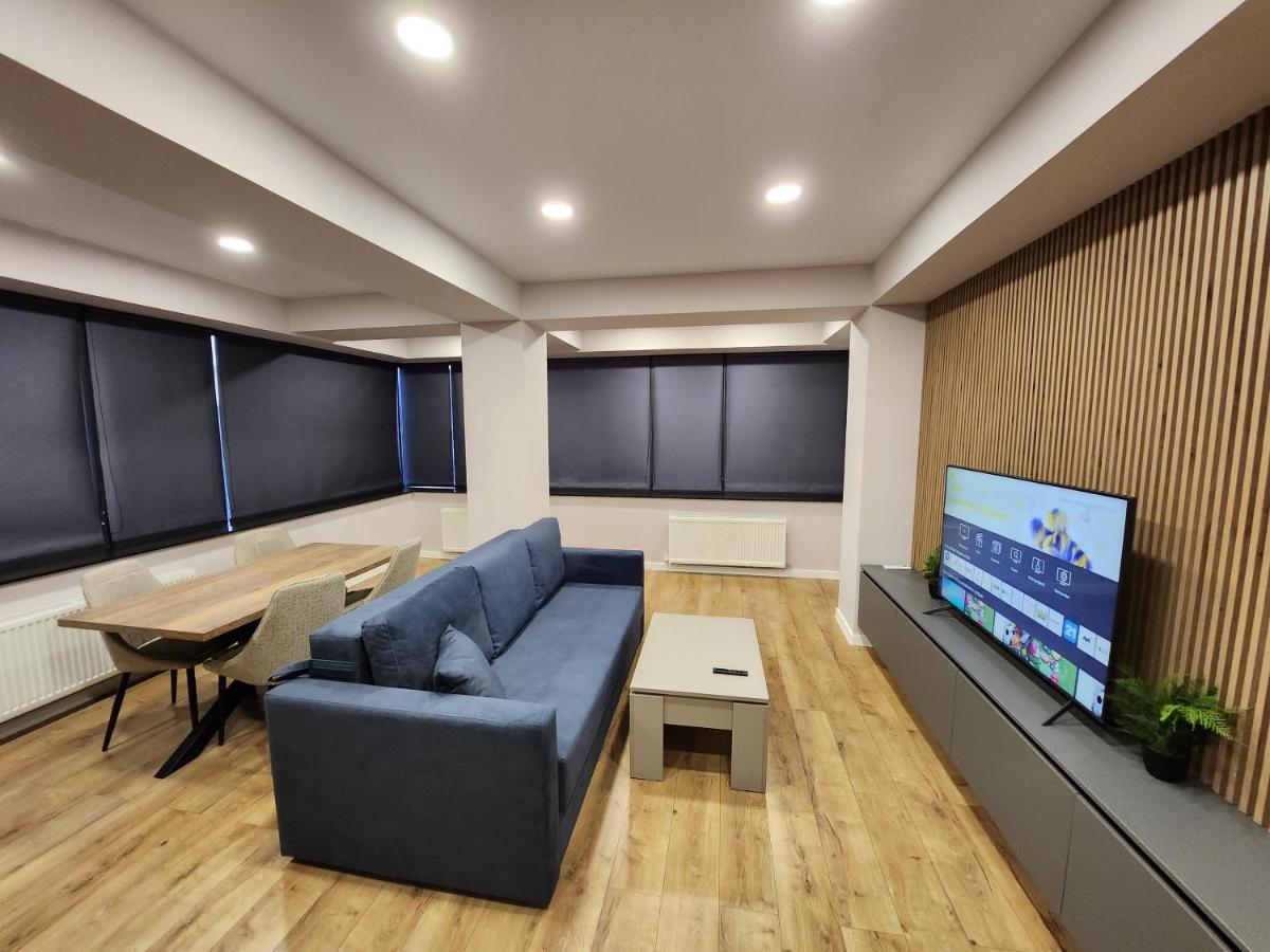 Diplomat The Best Ultra Central Apartaments Chişinău Eksteriør billede